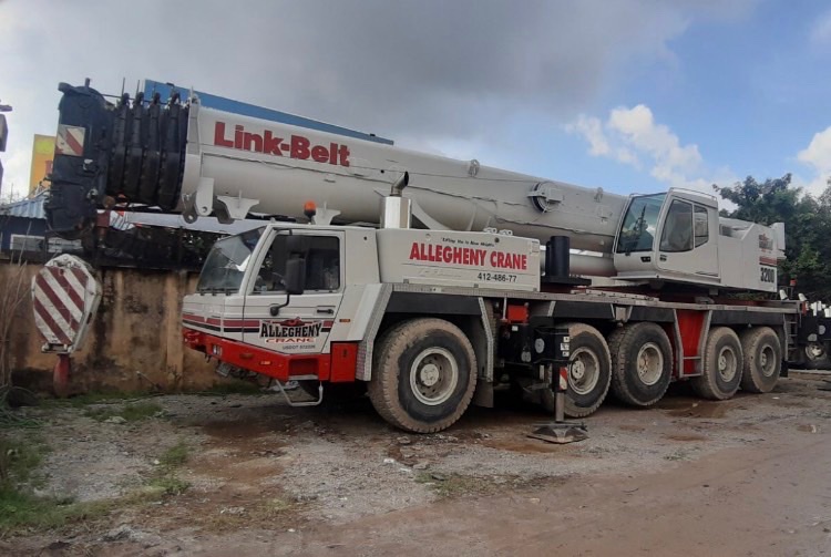 Cần cẩu mọi địa hình 2008 Tadano Faun ATF-160