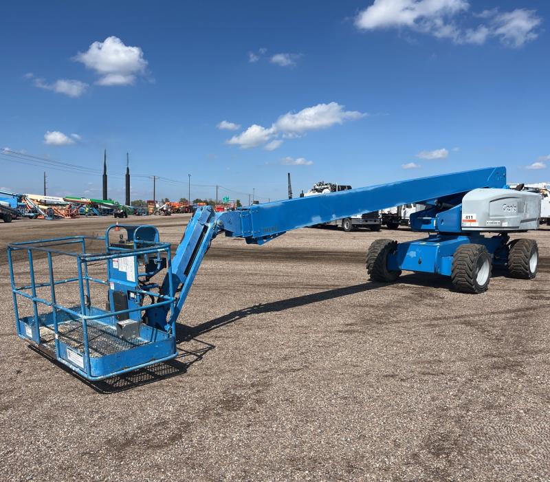 Xe nâng người 2015 Genie S-85 4WD Diesel Telescopic Boom Lift