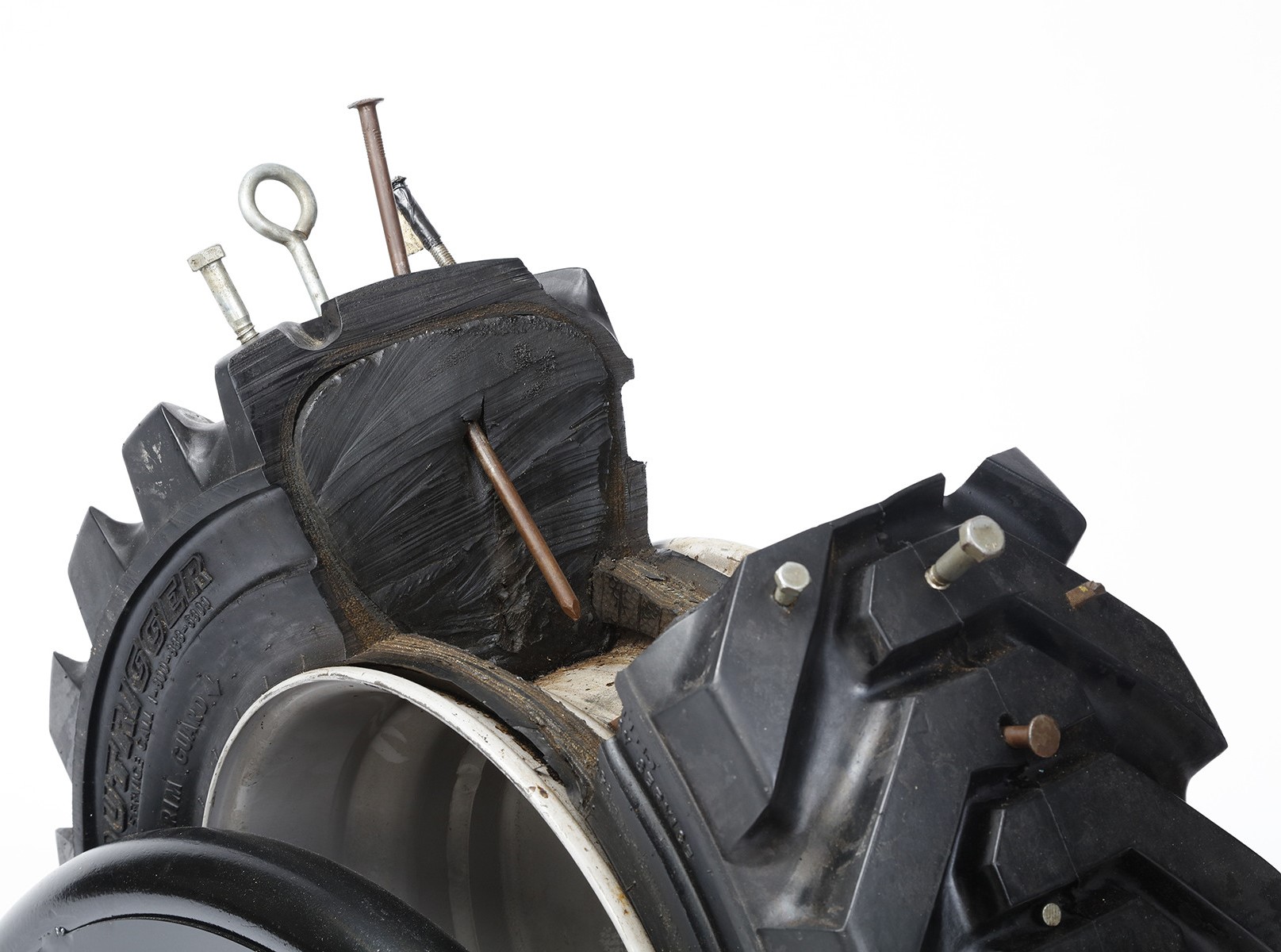 Dịch vụ bơm lốp xe silicone